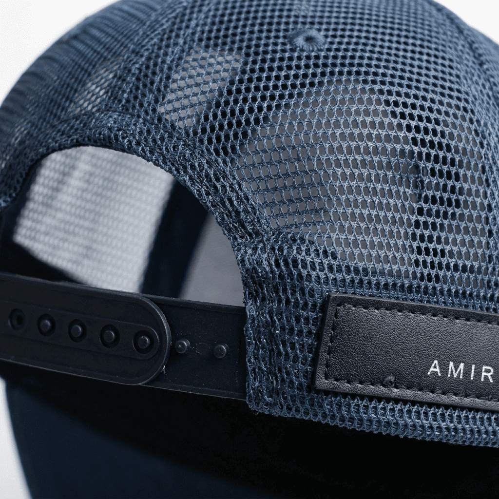 Gorra AMR Azul Oscura Ref. HAT08