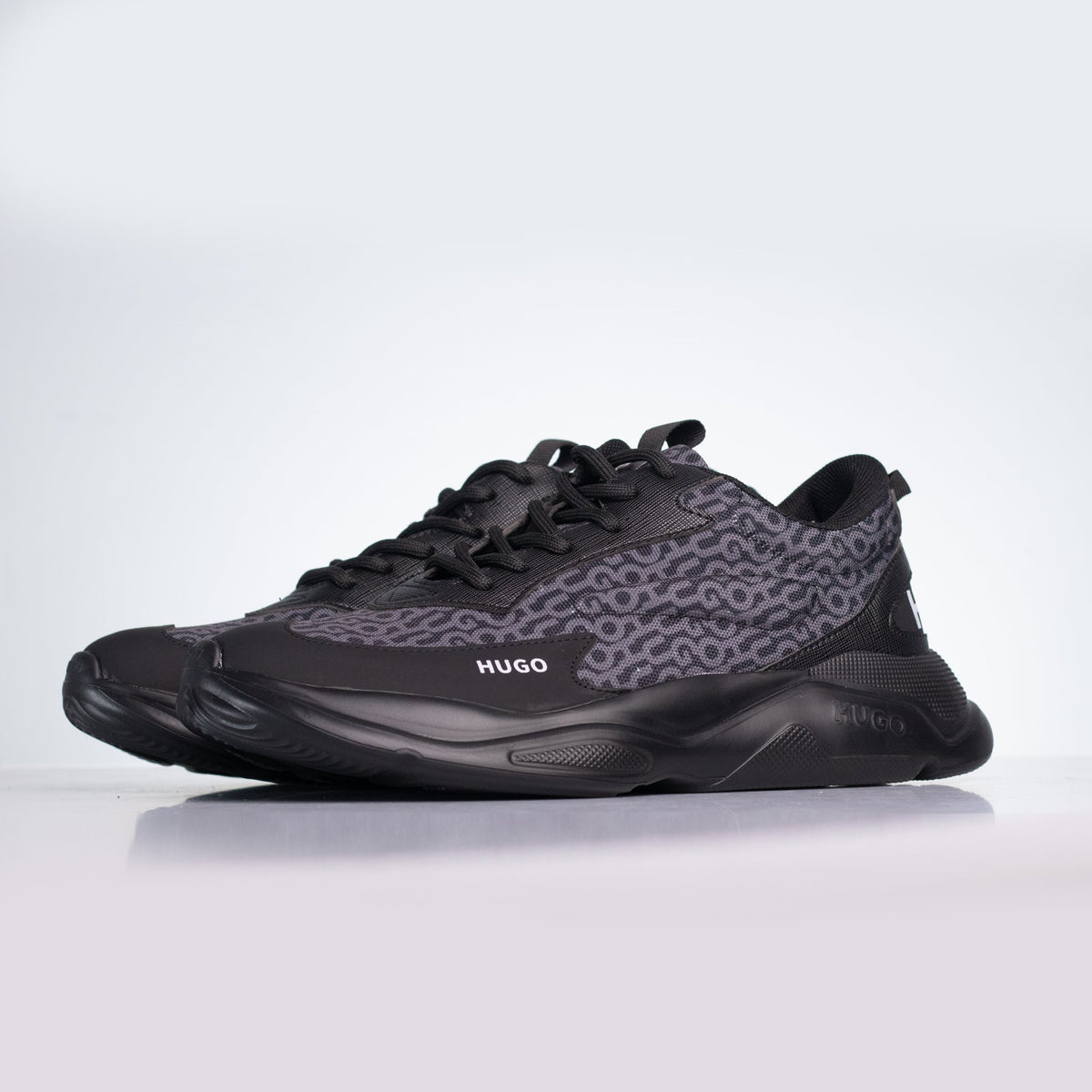 ZAPATILLAS LEON Negro/Gris